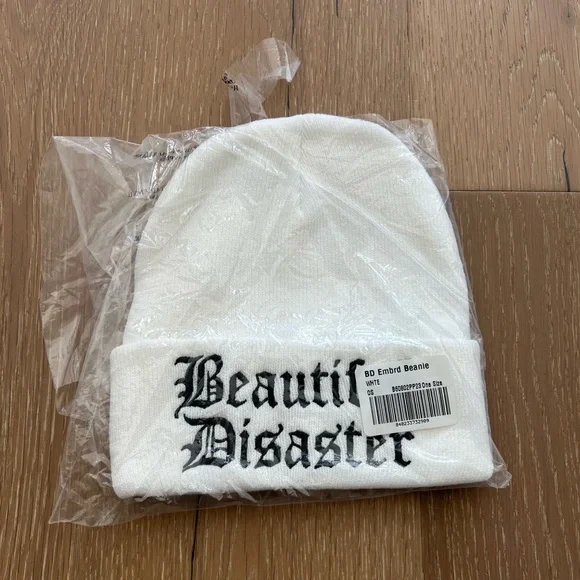 Hat! - Picture 1 of 1